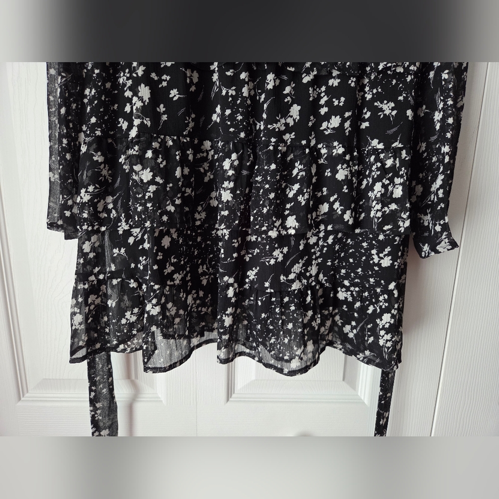 Aqua Black and White Floral Long Sleeve Dress size L - Picture 6 of 13